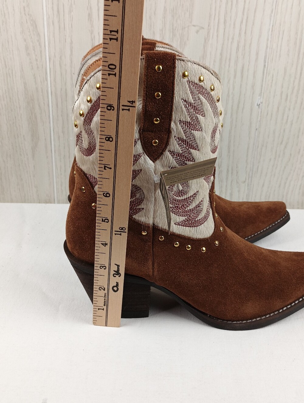 Dingo Rodeo Queen Brown and white sz 11 Med ankle boot calf hair NWT - Picture 7 of 8